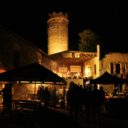 Hauenštejn neboli Horní hrad se nachází v romantickém prostředí krásné přírody