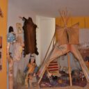 Muzeum dr. Aleše Hrdličky vám představí celou řadu zajímavých expozic