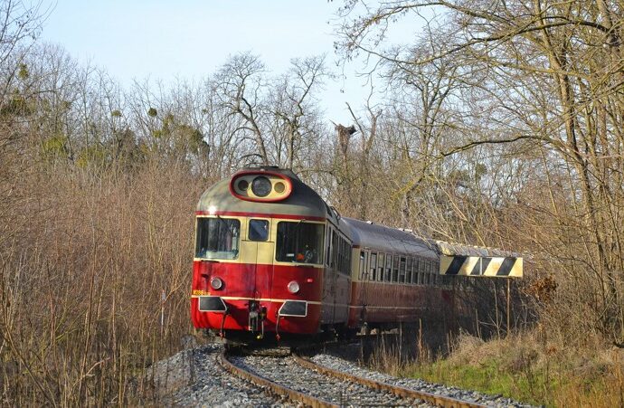 Vydejte se do slovenské oblasti Záhorí historickým vlakem