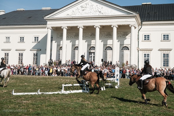 Koně na Kačině 2024. Užijte si slavnosti na zámku