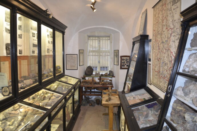 Expozice mineralogie paleontologie a petrografie. Foto: ©Městské muzeum a galerie Lomnice nad Popelkou