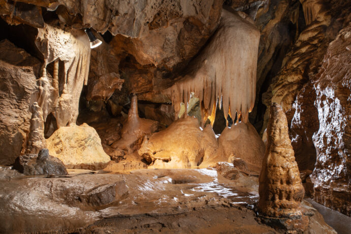 Jeskyně Na Pomezí otevírají brány po odstranění škod z podzimních záplav