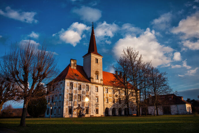 Zámek Chropyně ukrývá krále Ječmínka